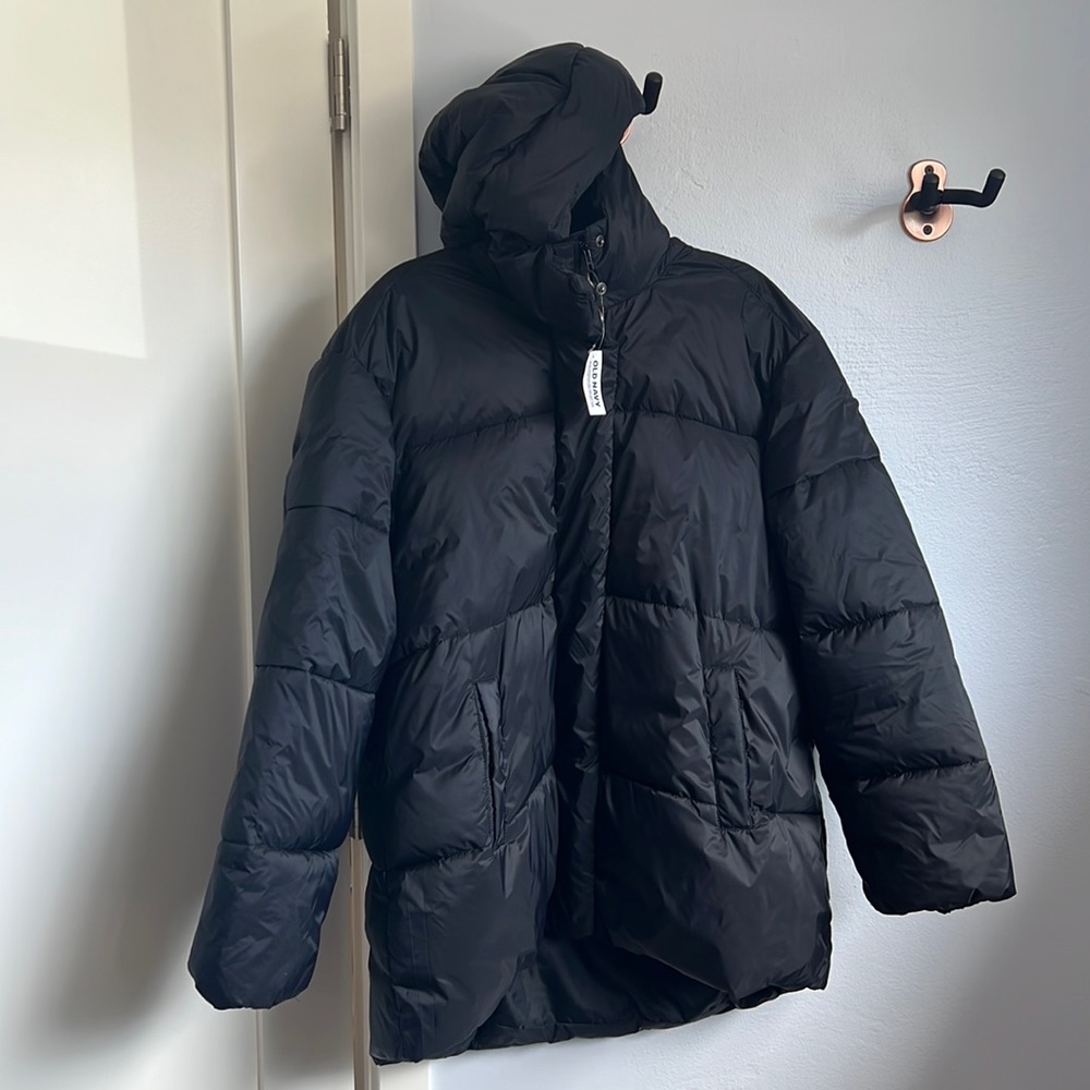 NWT Puffer Jacket With Hood